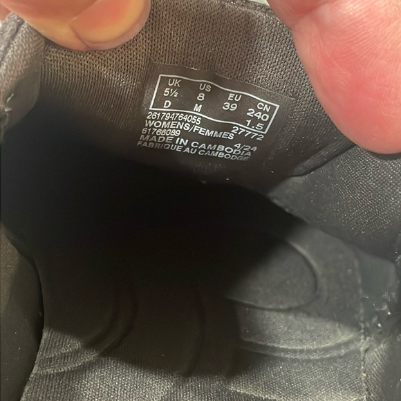 Clark’s CloudSteppers Slip On Sneaker Size 8 gray - Picture 12 of 12